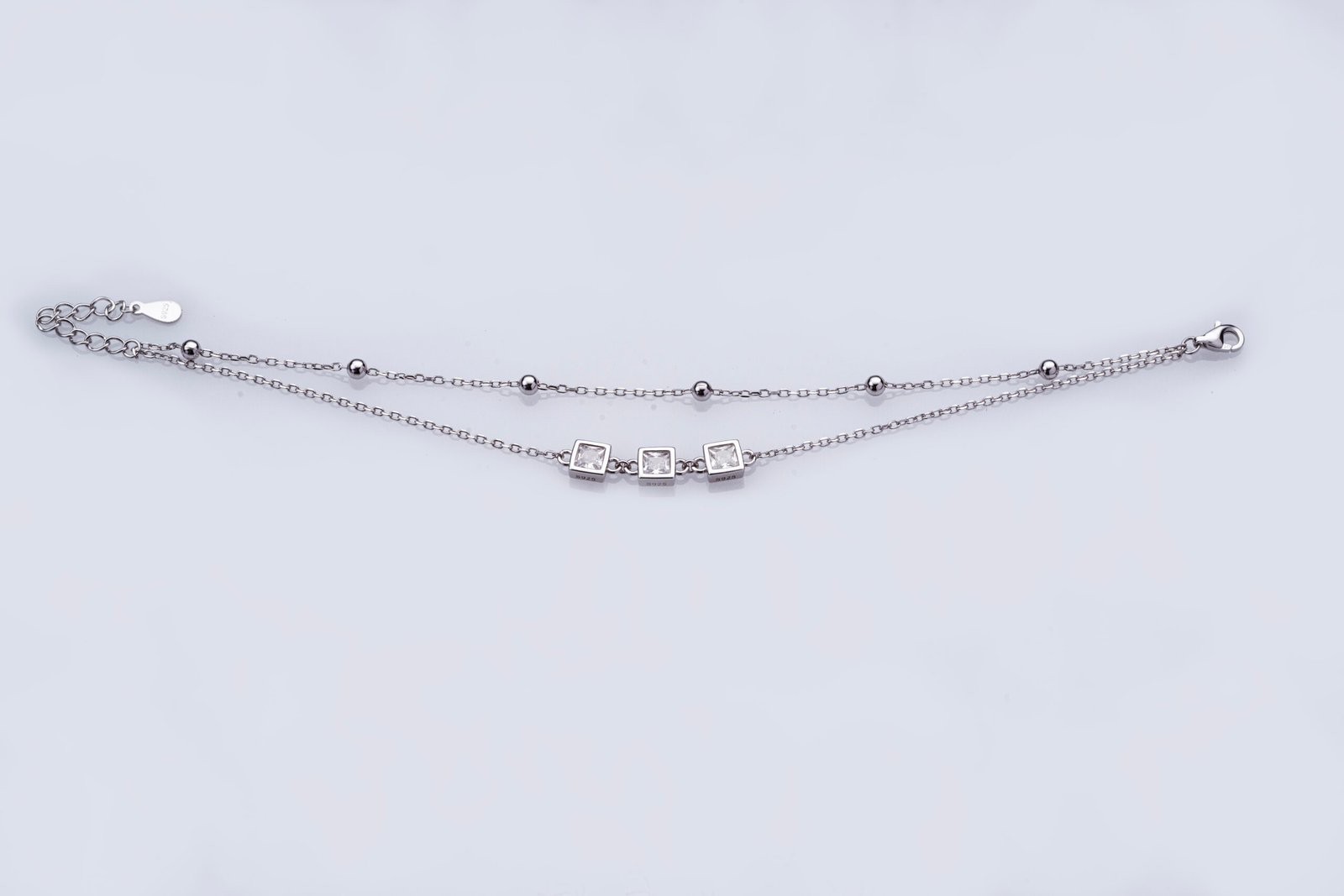 tria square zircon bracelet tria square zircon bracelet
