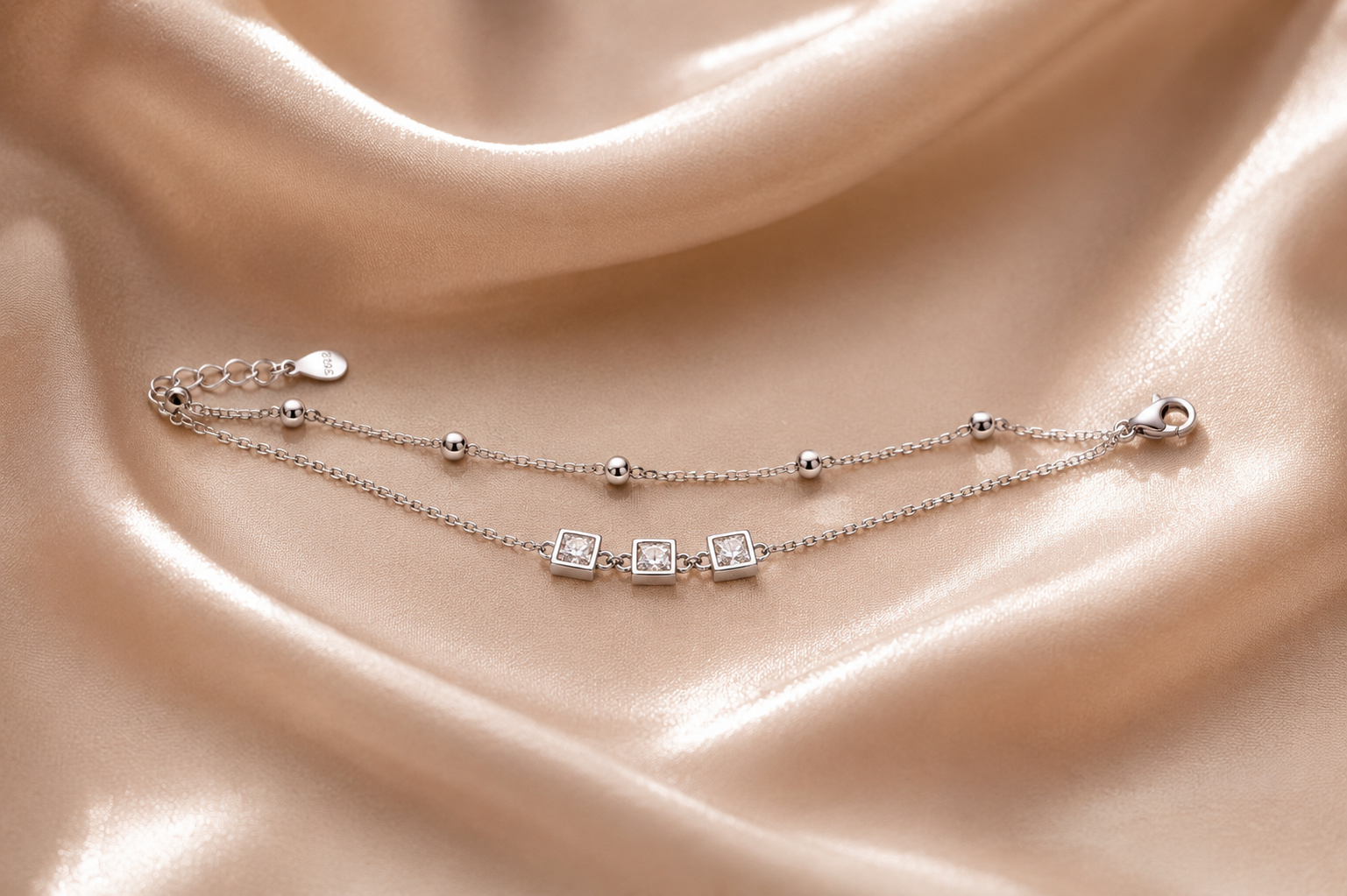 tria square zircon bracelet tria square zircon bracelet