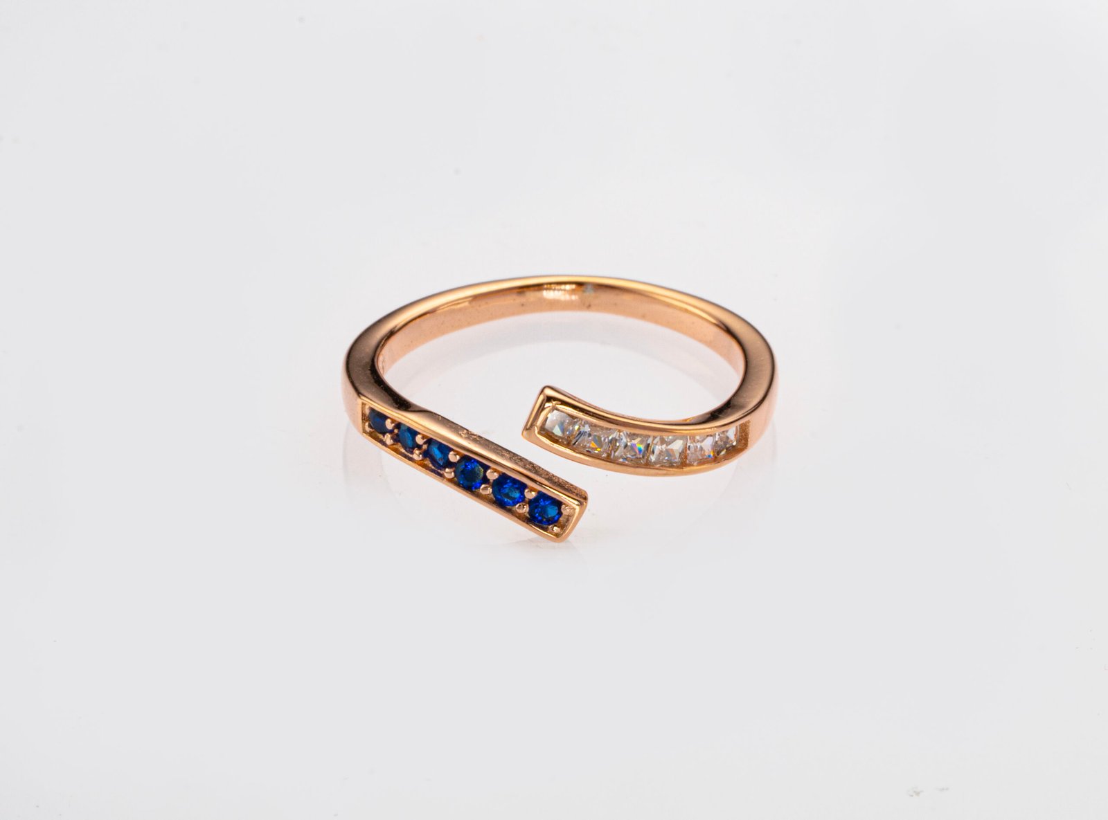 sapphire dual line ring sapphire dual line ring