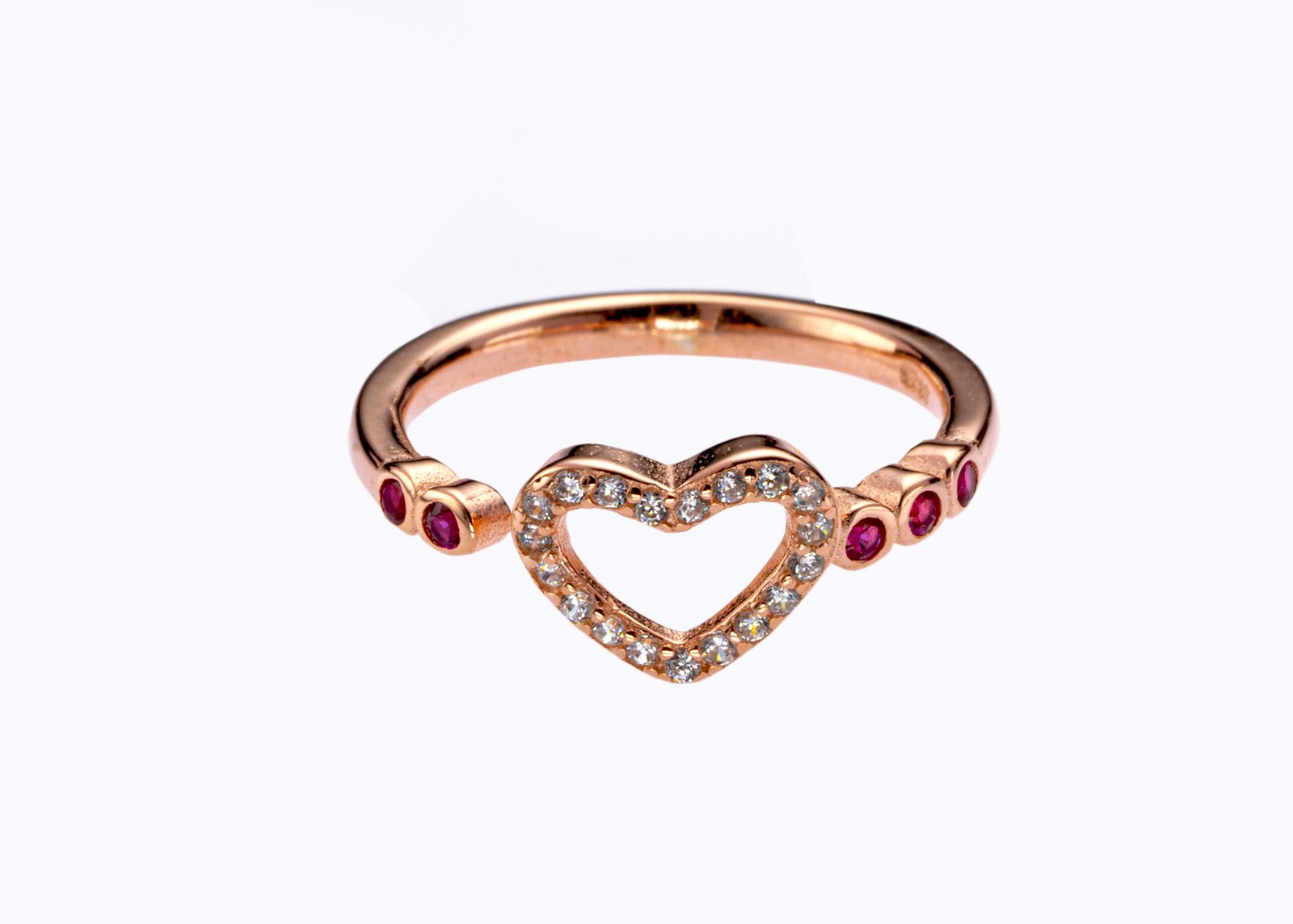 ruby heart spark ring ruby heart spark ring