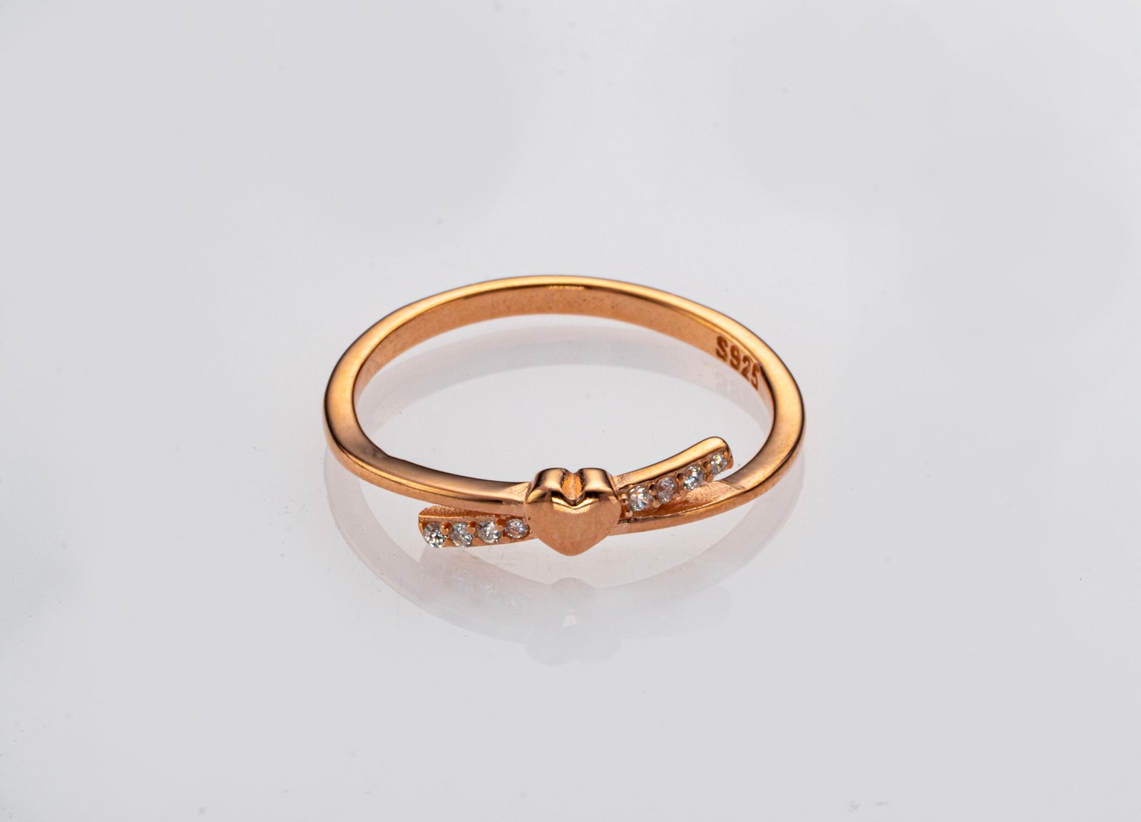 amora heart glow ring amora heart glow ring