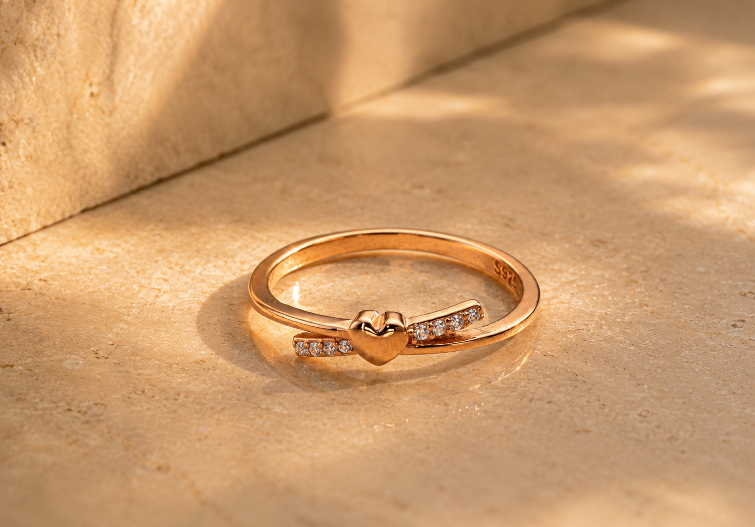 amora heart glow ring amora heart glow ring