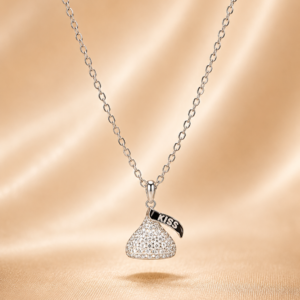 silver kiss crystal pendant