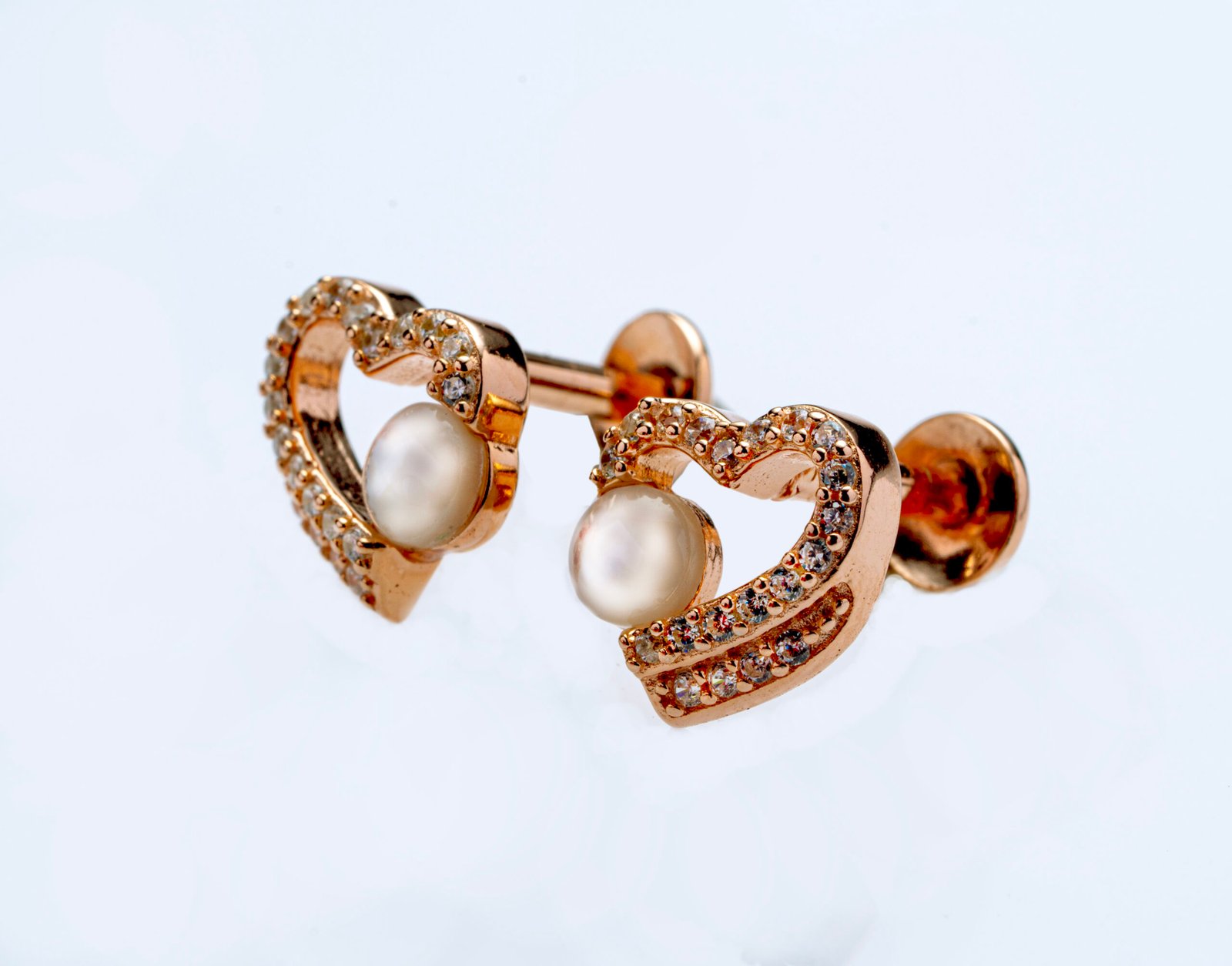 roselle hearts studs roselle hearts studs
