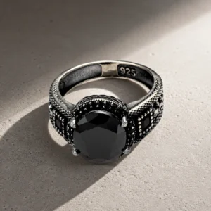 noir emperor oval ring