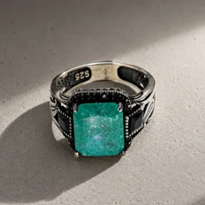 emerald dynasty statement ring